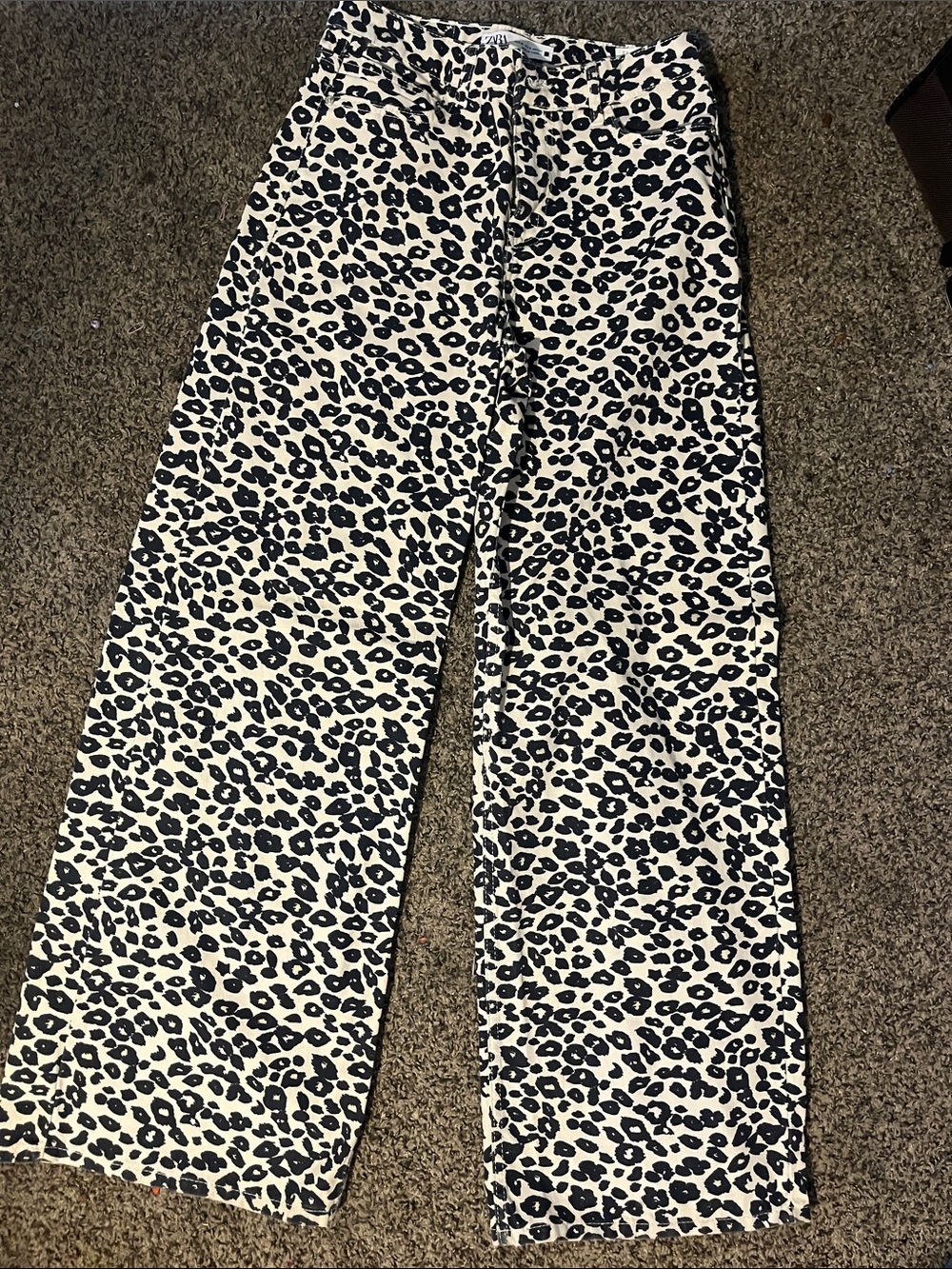 Zara Cream Wide-Leg Pants with Black Leopard Print